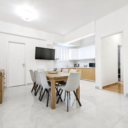 Victroria Grand Palace Apartment Atene Esterno foto
