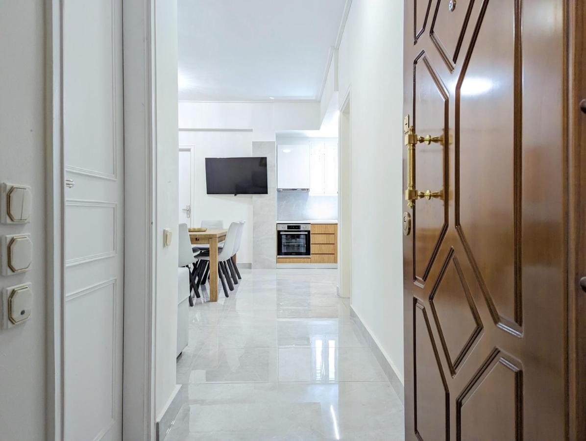 Victroria Grand Palace Apartment Atene Esterno foto