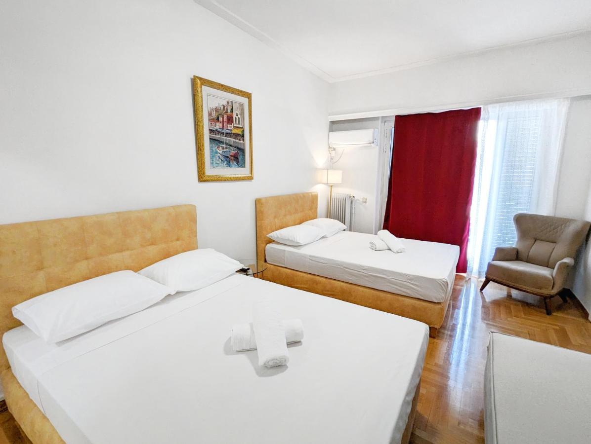 Victroria Grand Palace Apartment Atene Esterno foto