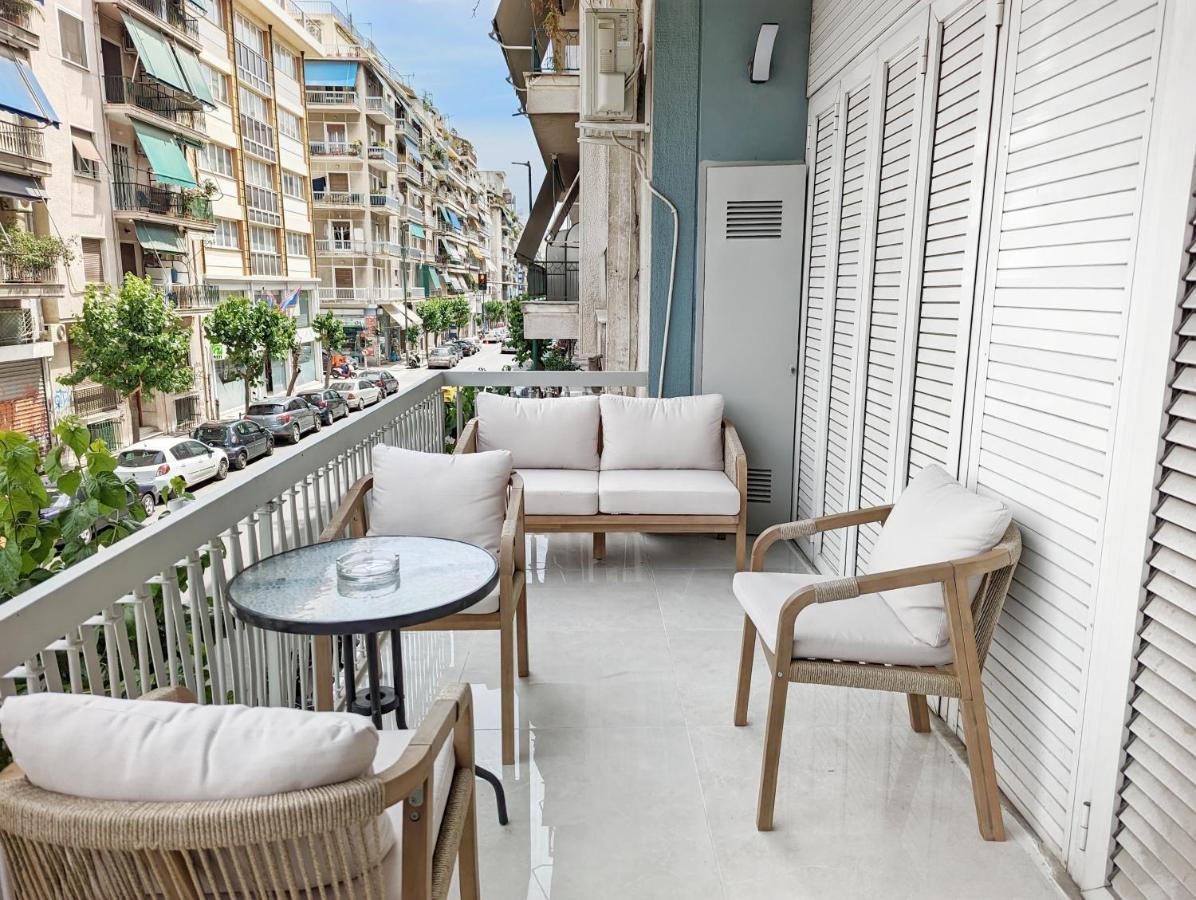 Victroria Grand Palace Apartment Atene Esterno foto