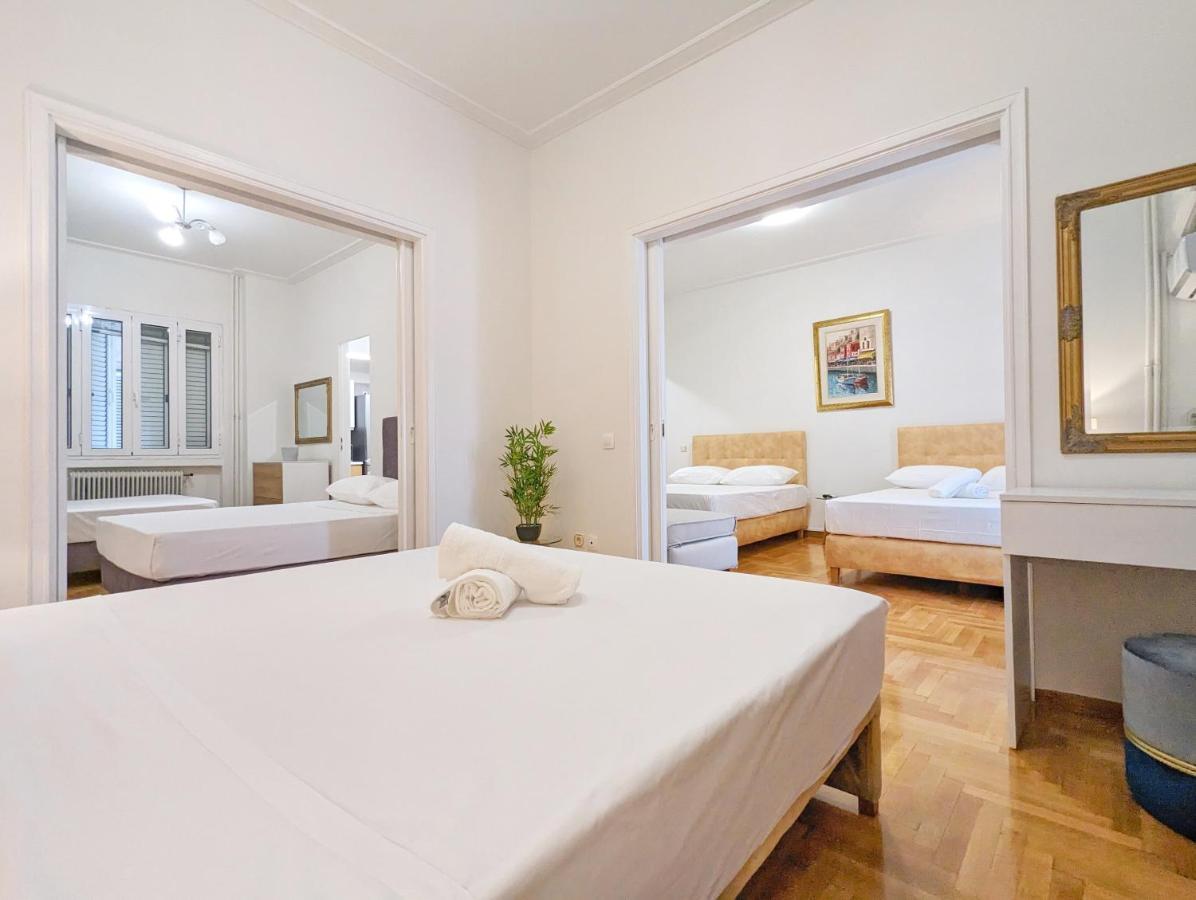 Victroria Grand Palace Apartment Atene Esterno foto