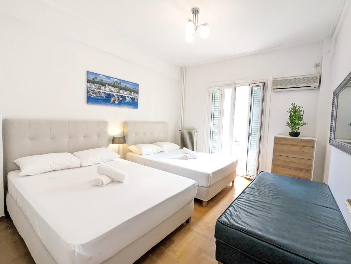 Victroria Grand Palace Apartment Atene Esterno foto