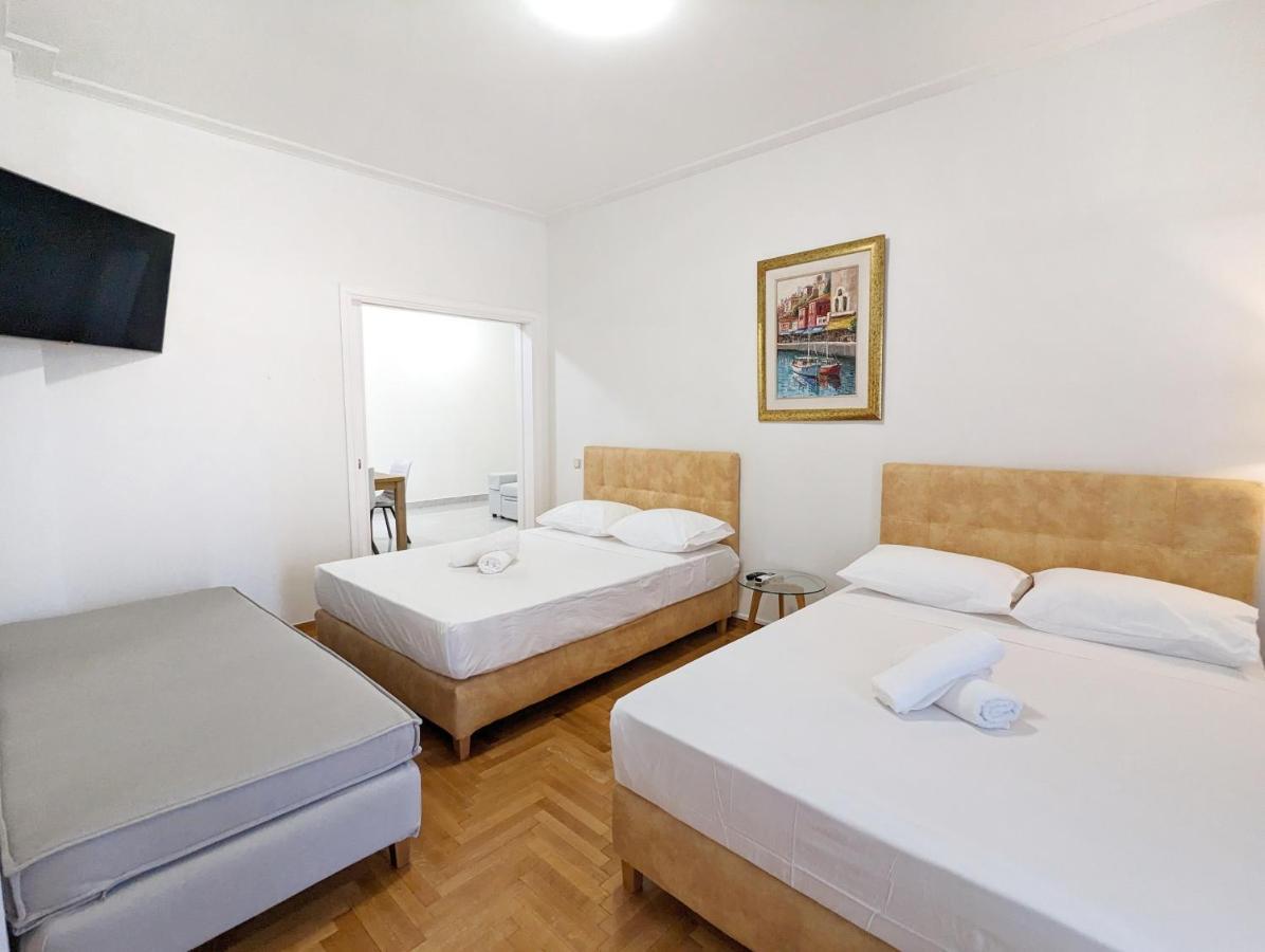 Victroria Grand Palace Apartment Atene Esterno foto